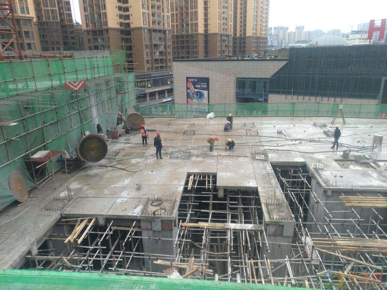 北京混凝土切割拆除：预应力碳纤维板加固特点